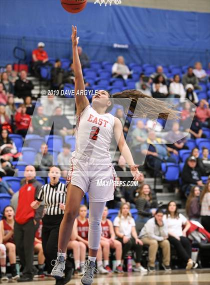 Thumbnail 1 in East vs. Bountiful (UHSAA 5A First Round) photogallery.