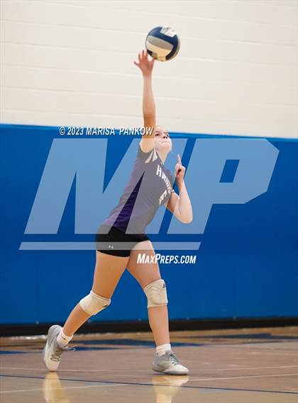 Thumbnail 2 in Bishop Grimes vs Hannibal photogallery.