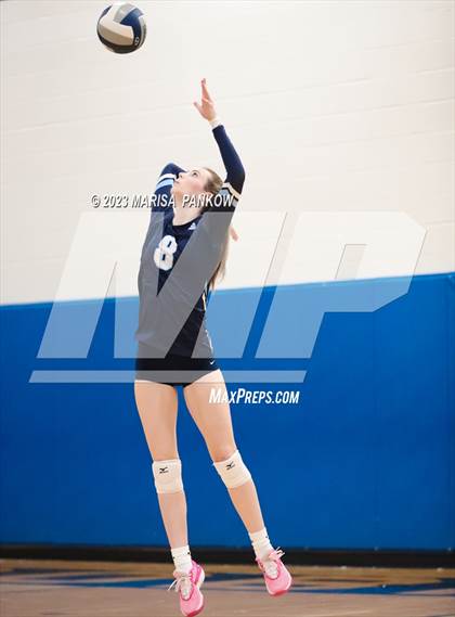 Thumbnail 2 in Bishop Grimes vs Hannibal photogallery.