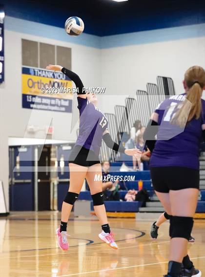 Thumbnail 1 in Bishop Grimes vs Hannibal photogallery.