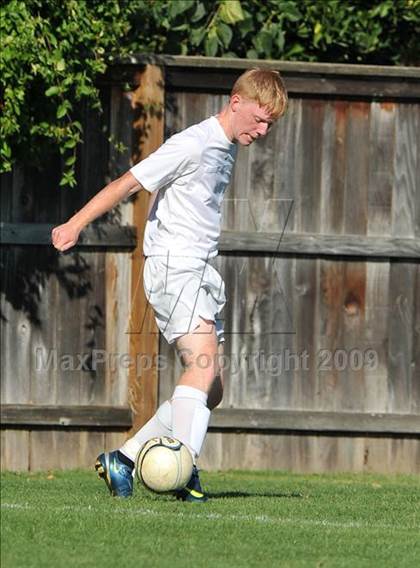 Thumbnail 2 in Trinity Prep @ Sacramento Country Day photogallery.