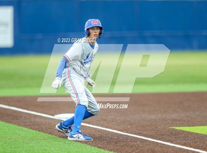 Thumbnail 1 in Moore @ Deer Creek photogallery.