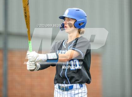Thumbnail 1 in Moore @ Deer Creek photogallery.