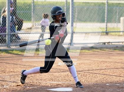 Thumbnail 1 in Mansfield @ DeSoto photogallery.