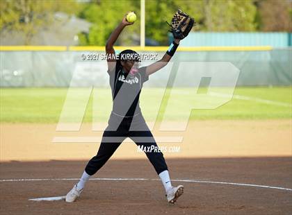Thumbnail 2 in Mansfield @ DeSoto photogallery.