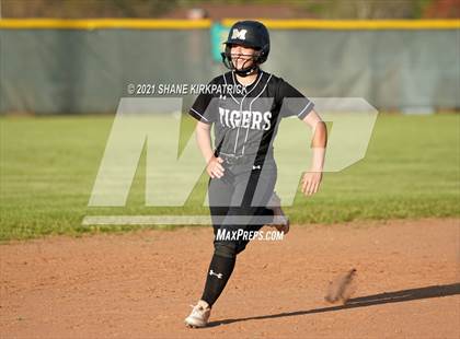 Thumbnail 1 in Mansfield @ DeSoto photogallery.
