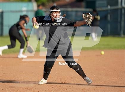Thumbnail 2 in Mansfield @ DeSoto photogallery.