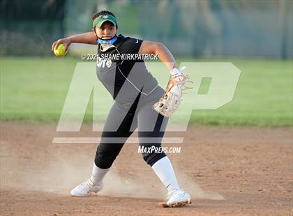 Thumbnail 3 in Mansfield @ DeSoto photogallery.