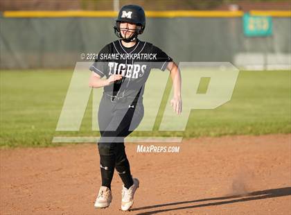 Thumbnail 3 in Mansfield @ DeSoto photogallery.