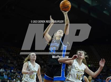 Thumbnail 2 in Grandview vs Monarch (CHSAA 6A Final) photogallery.