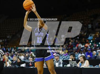 Thumbnail 1 in Grandview vs Monarch (CHSAA 6A Final) photogallery.