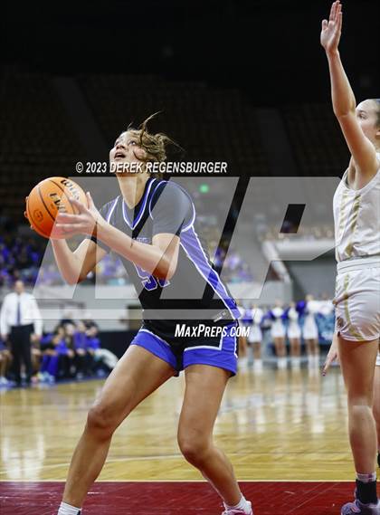 Thumbnail 1 in Grandview vs Monarch (CHSAA 6A Final) photogallery.