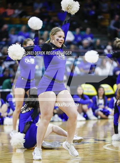 Thumbnail 2 in Grandview vs Monarch (CHSAA 6A Final) photogallery.