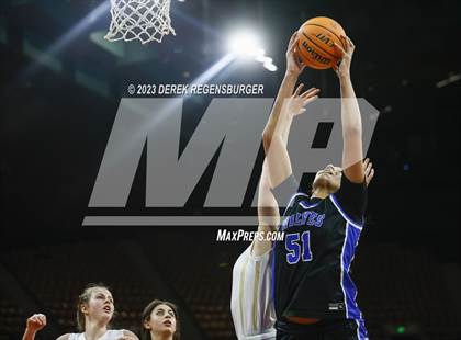 Thumbnail 3 in Grandview vs Monarch (CHSAA 6A Final) photogallery.
