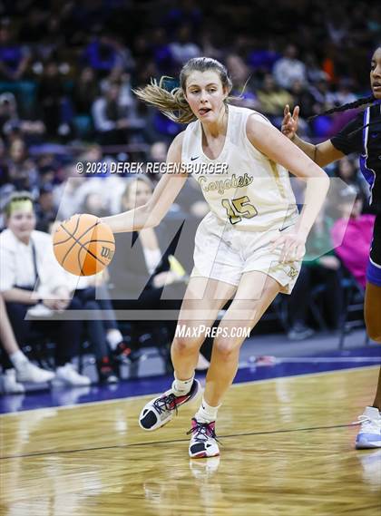 Thumbnail 2 in Grandview vs Monarch (CHSAA 6A Final) photogallery.