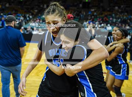 Thumbnail 1 in Grandview vs Monarch (CHSAA 6A Final) photogallery.