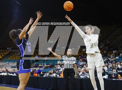 Thumbnail 3 in Grandview vs Monarch (CHSAA 6A Final) photogallery.