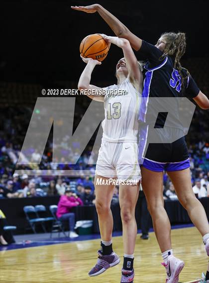 Thumbnail 2 in Grandview vs Monarch (CHSAA 6A Final) photogallery.