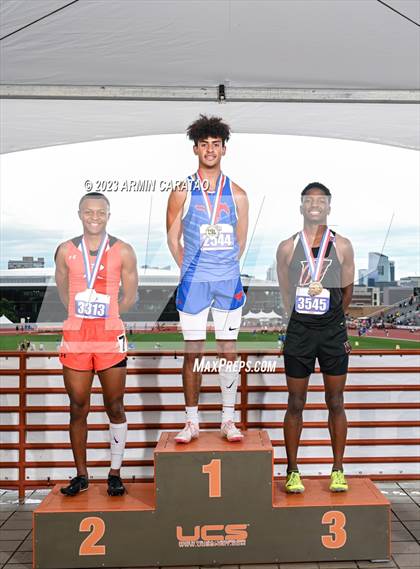 Thumbnail 3 in UIL 1A Track & Field Finals (Awards) photogallery.