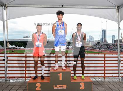 Thumbnail 2 in UIL 1A Track & Field Finals (Awards) photogallery.