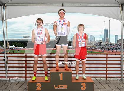 Thumbnail 2 in UIL 1A Track & Field Finals (Awards) photogallery.