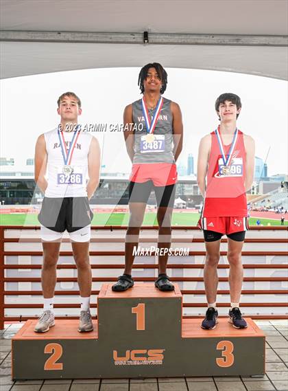 Thumbnail 2 in UIL 1A Track & Field Finals (Awards) photogallery.