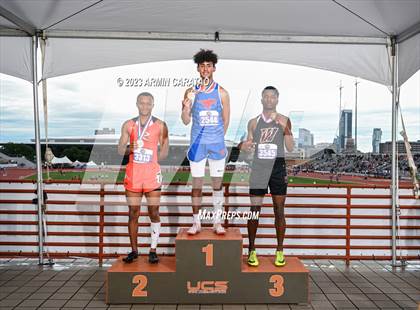 Thumbnail 2 in UIL 1A Track & Field Finals (Awards) photogallery.