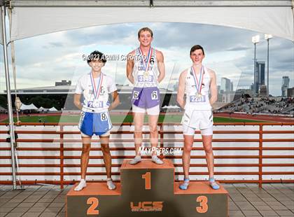 Thumbnail 2 in UIL 1A Track & Field Finals (Awards) photogallery.