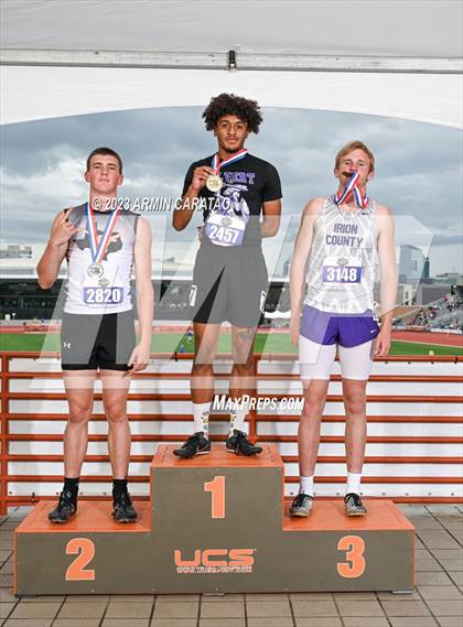 Thumbnail 1 in UIL 1A Track & Field Finals (Awards) photogallery.