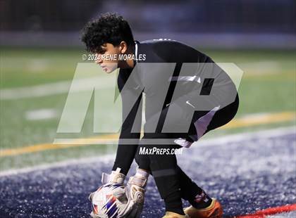 Thumbnail 1 in Temple City vs Maranatha photogallery.