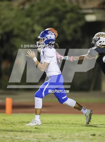 Thumbnail 1 in Edison vs. Madera photogallery.