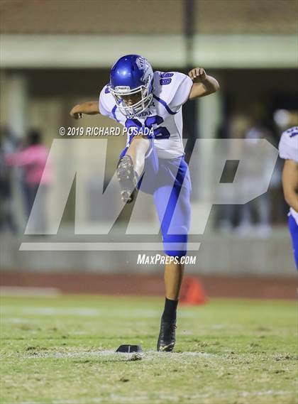 Thumbnail 2 in Edison vs. Madera photogallery.
