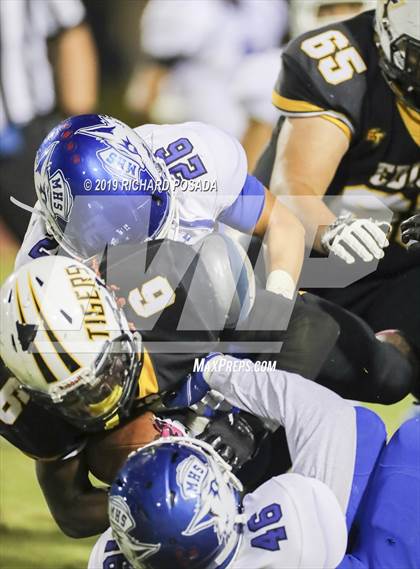 Thumbnail 3 in Edison vs. Madera photogallery.