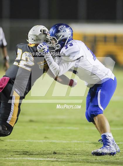 Thumbnail 2 in Edison vs. Madera photogallery.