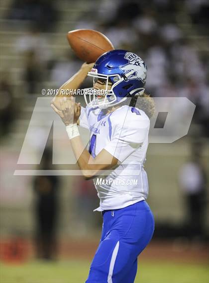 Thumbnail 3 in Edison vs. Madera photogallery.