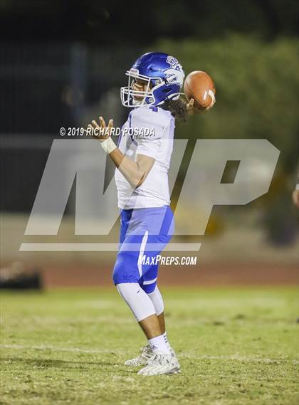 Thumbnail 1 in Edison vs. Madera photogallery.