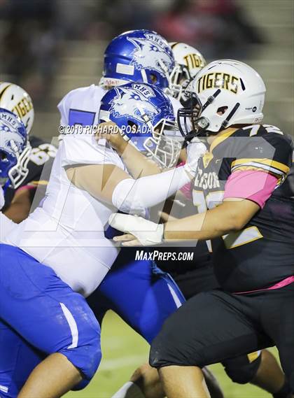 Thumbnail 2 in Edison vs. Madera photogallery.