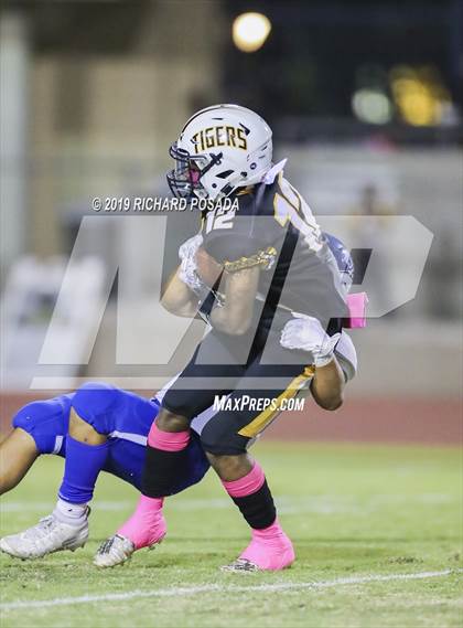 Thumbnail 1 in Edison vs. Madera photogallery.