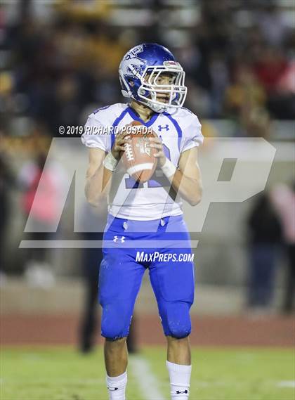 Thumbnail 2 in Edison vs. Madera photogallery.