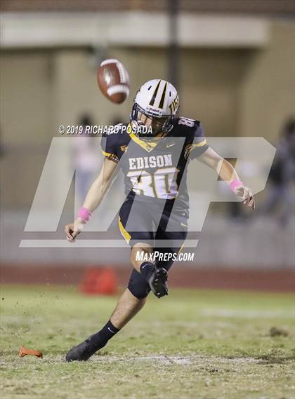 Thumbnail 2 in Edison vs. Madera photogallery.