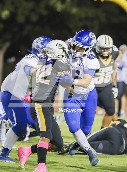 Thumbnail 3 in Edison vs. Madera photogallery.