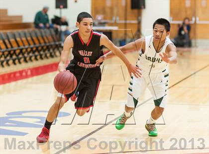 Thumbnail 3 in Valley Christian vs. St. Patrick-St. Vincent (Catholic School Winter Classic) photogallery.