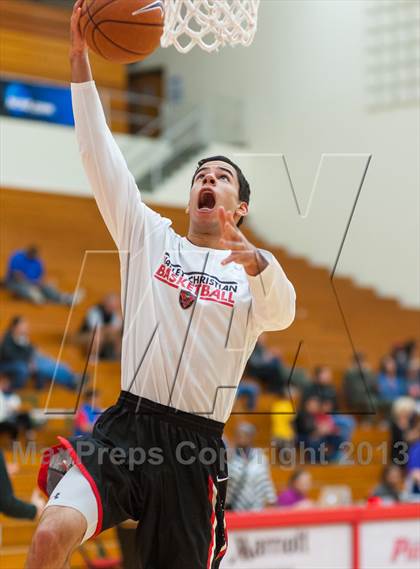 Thumbnail 1 in Valley Christian vs. St. Patrick-St. Vincent (Catholic School Winter Classic) photogallery.
