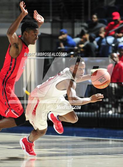 Thumbnail 3 in Cypress Springs vs. Bellaire (UIL 6A Bi-District Playoff) photogallery.