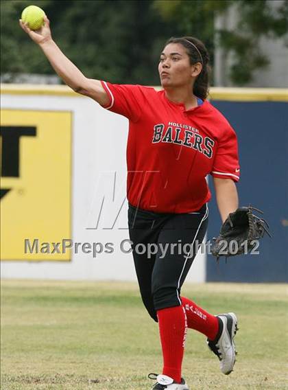 Thumbnail 1 in Carlmont vs. San Benito (CIF CCS D1 Final) photogallery.