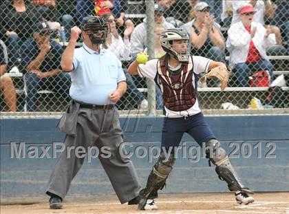 Thumbnail 2 in Carlmont vs. San Benito (CIF CCS D1 Final) photogallery.