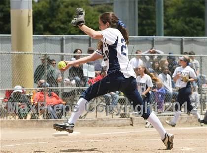 Thumbnail 3 in Carlmont vs. San Benito (CIF CCS D1 Final) photogallery.