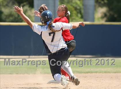 Thumbnail 3 in Carlmont vs. San Benito (CIF CCS D1 Final) photogallery.