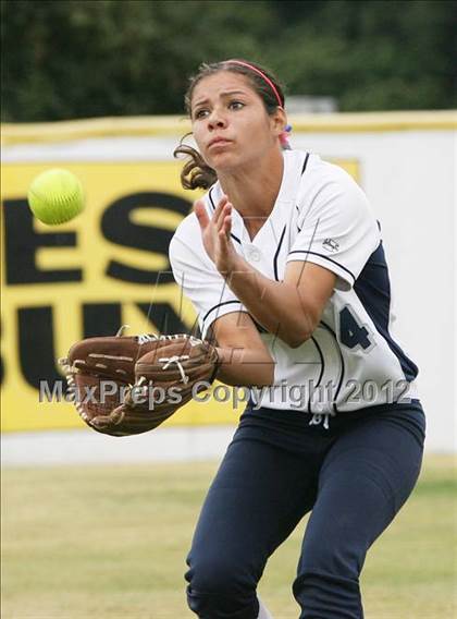 Thumbnail 2 in Carlmont vs. San Benito (CIF CCS D1 Final) photogallery.