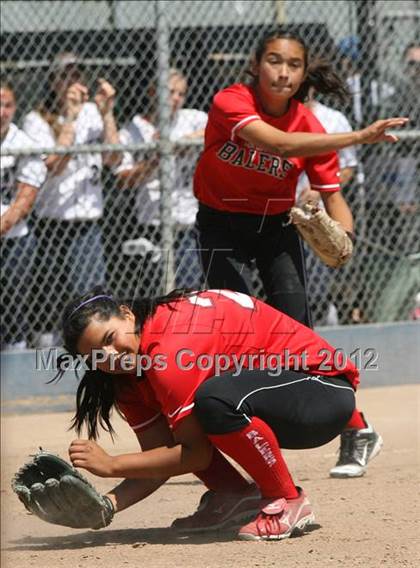 Thumbnail 3 in Carlmont vs. San Benito (CIF CCS D1 Final) photogallery.